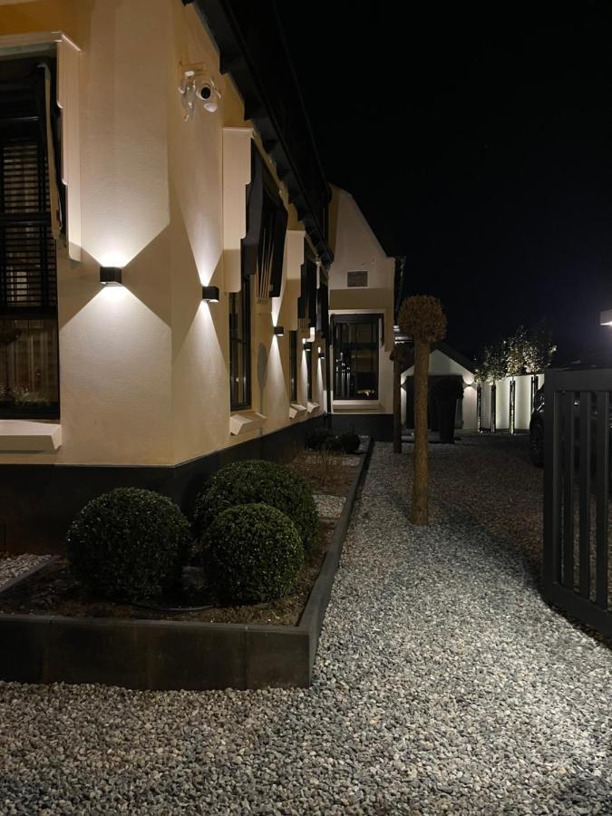 B&B Bubbles&Bites Oostvoorne Exteriör bild