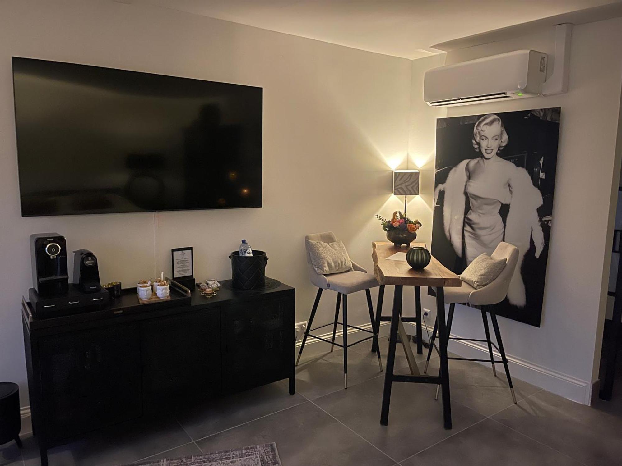 B&B Bubbles&Bites Oostvoorne Exteriör bild