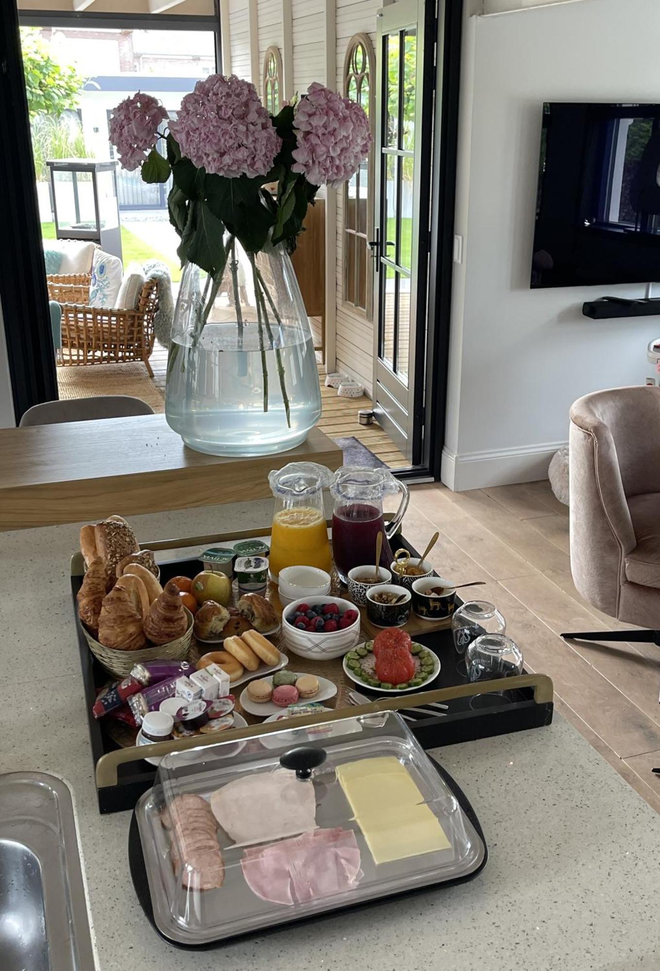 B&B Bubbles&Bites Oostvoorne Exteriör bild