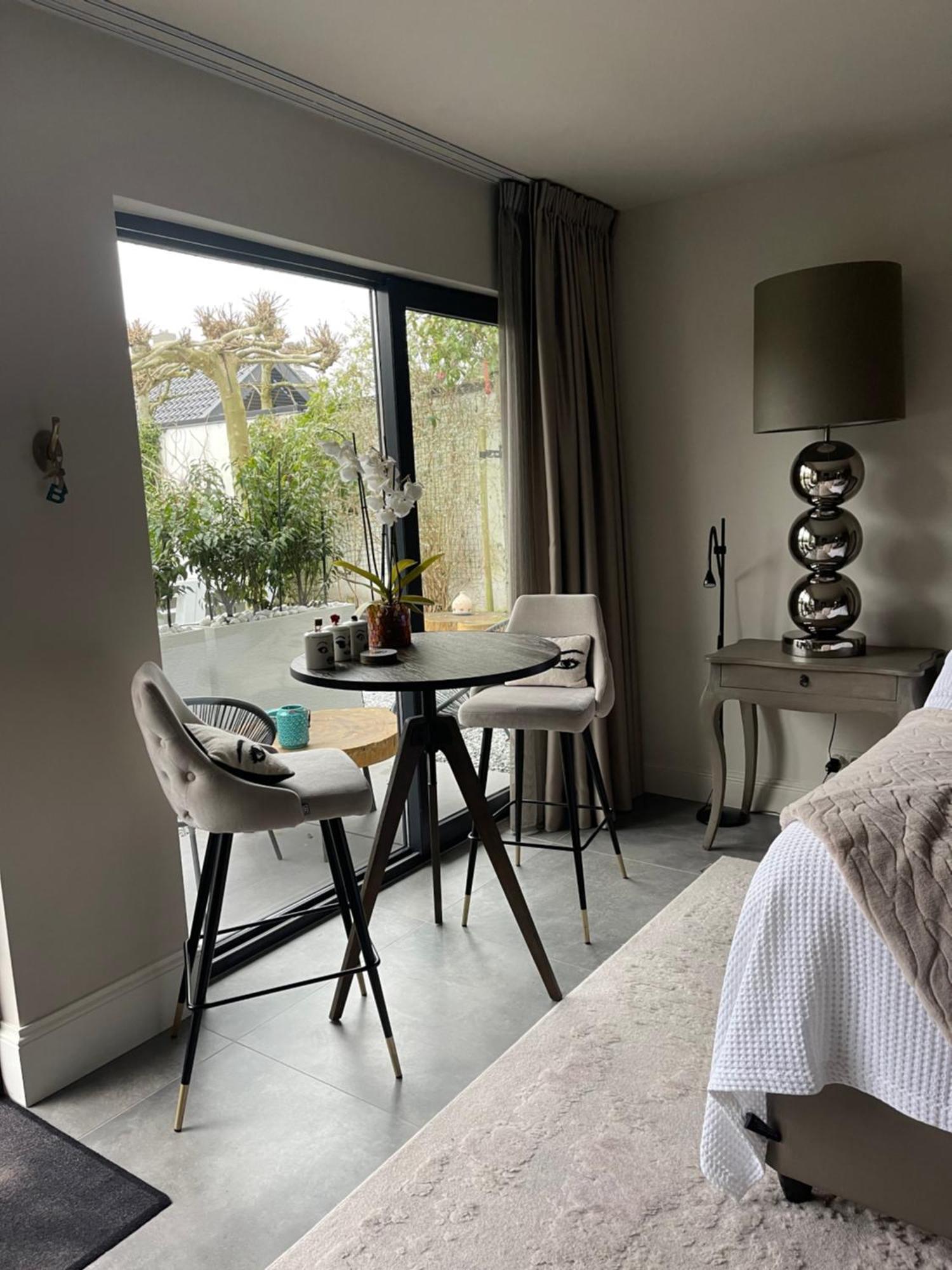 B&B Bubbles&Bites Oostvoorne Exteriör bild